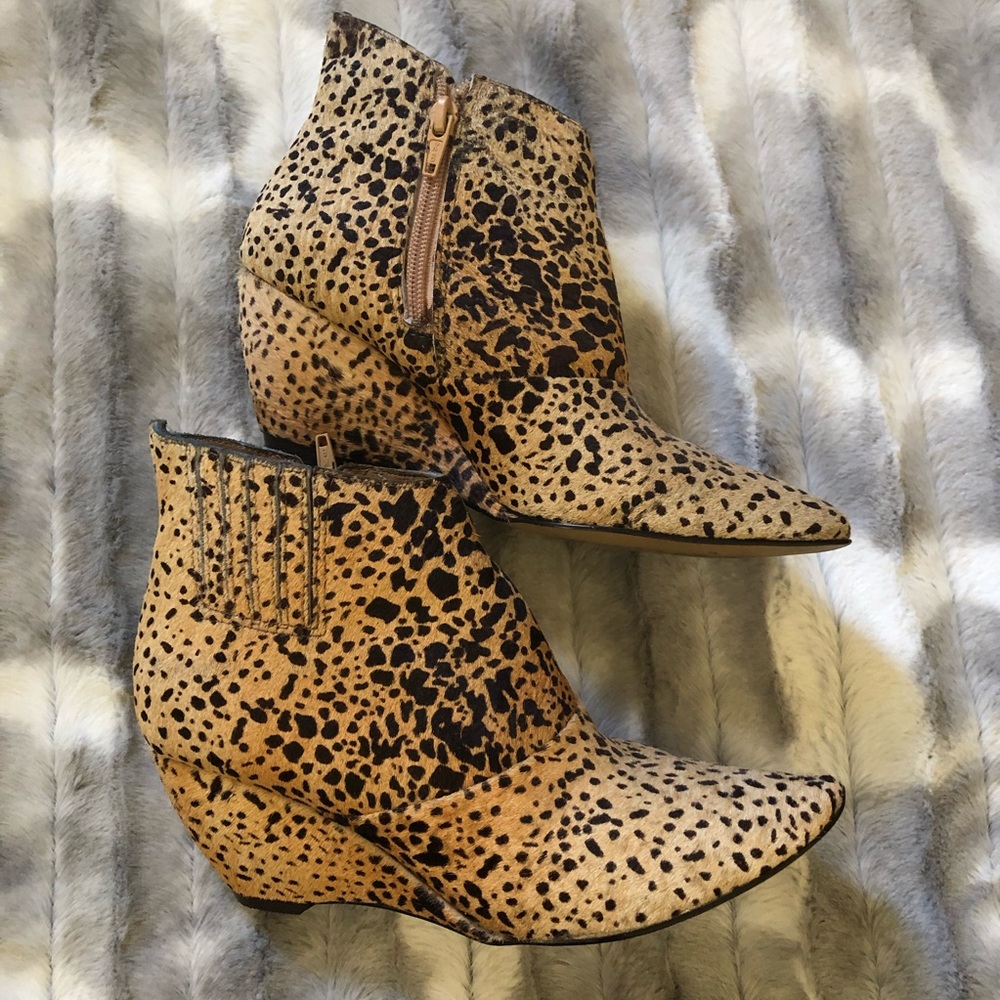 Matisse Nugent leopard wedge boots/booties